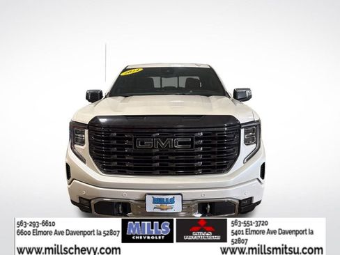Used 2024 GMC Sierra 1500 Denali Ultimate image 2