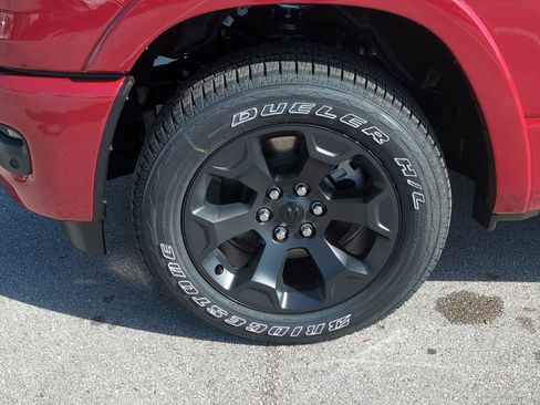 New 2026 RAM 1500 4x4 Crew Cab image 11