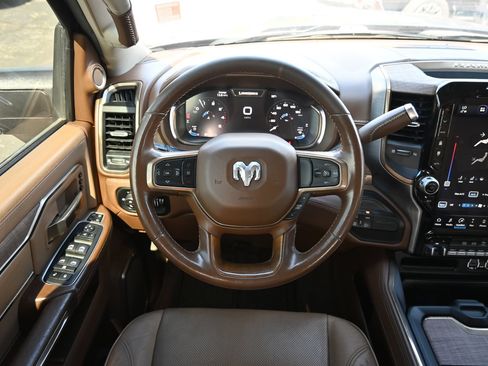 Used 2023 RAM 2500 Limited AWD/4WD image 9