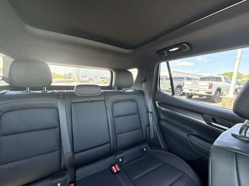 Used 2025 GMC Terrain Elevation w/ Elevation Premium Package AWD/4WD image 32
