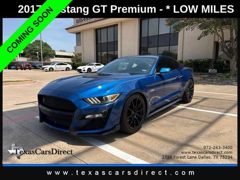 Used 2017 Ford Mustang GT Premium w/ GT Performance Package RWD image 1