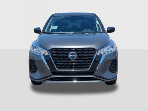 New 2025 Nissan Kicks Play S image 8