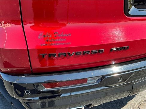 Used 2024 Chevrolet Traverse RS AWD/4WD image 31