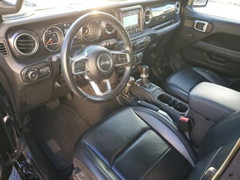 Used 2021 Jeep Wrangler Unlimited Sahara image 18