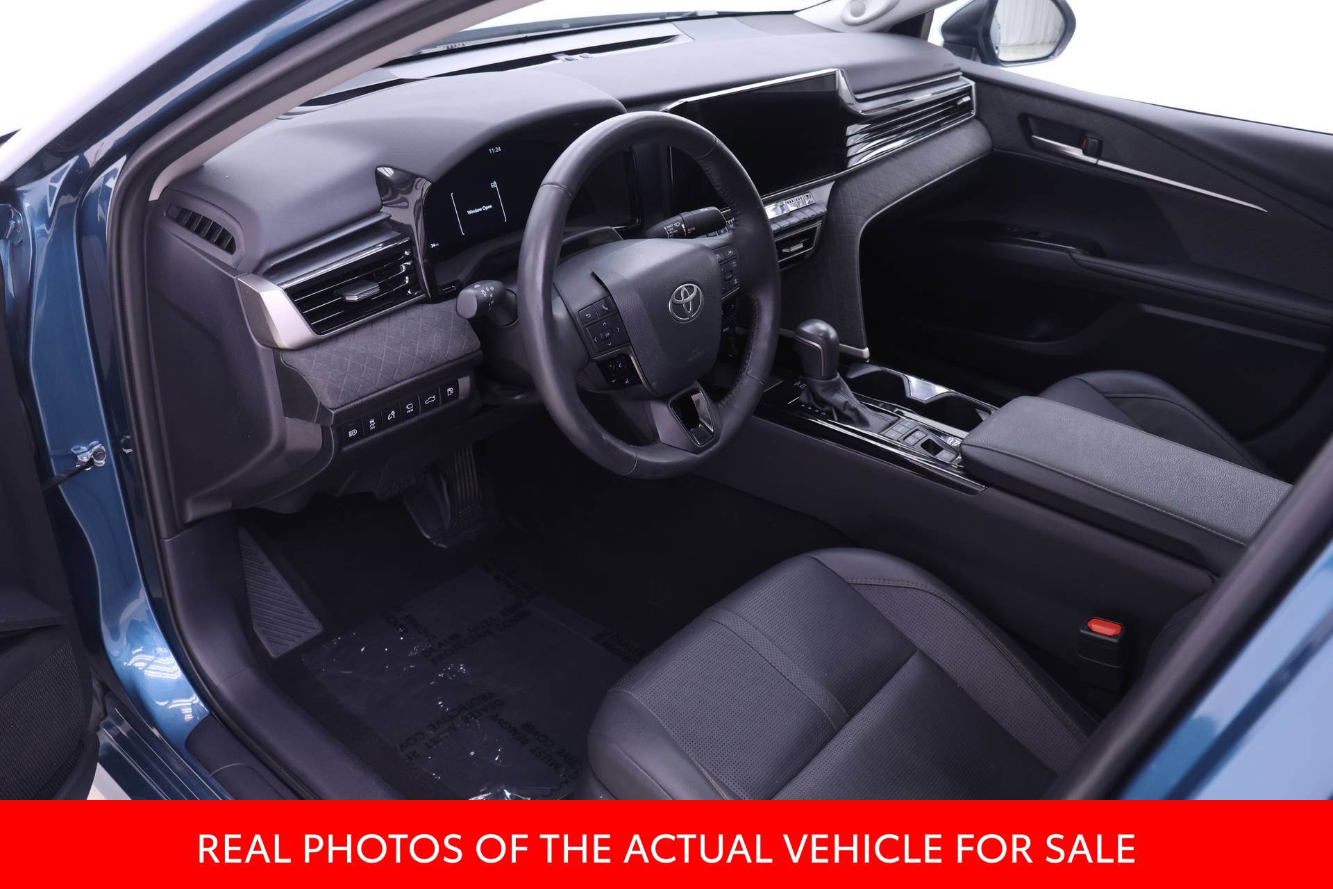 Certified 2025 Toyota Camry XLE w/ Premium Plus Package AWD/4WD image 3
