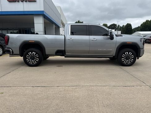 Used 2026 GMC Sierra 3500 Denali Ultimate w/ Snow Plow Prep/Camper Package AWD/4WD image 2