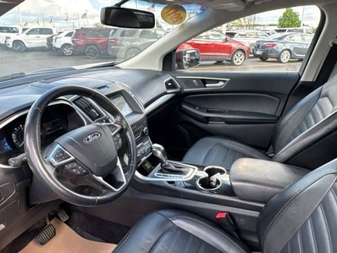 Used 2017 Ford Edge SEL w/ Equipment Group 201A AWD/4WD image 10