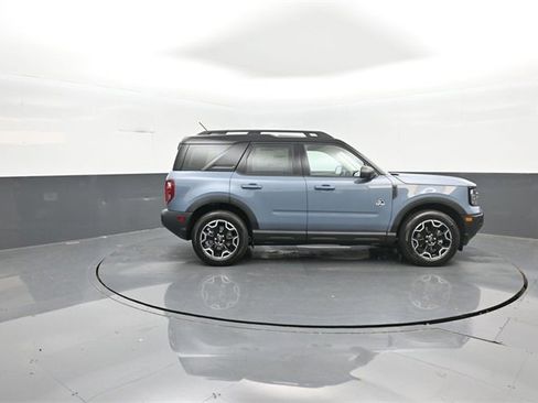 New 2025 Ford Bronco Sport Outer Banks image 8