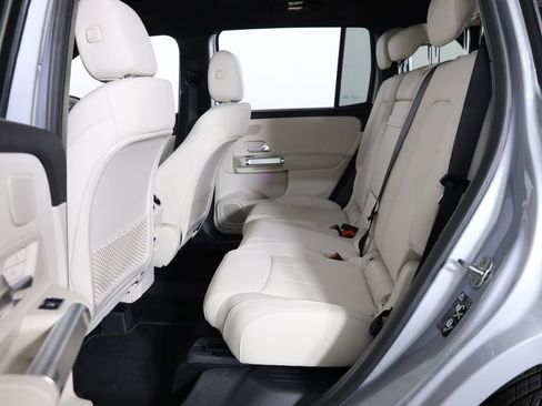 Certified 2026 Mercedes-Benz GLB 250 4MATIC image 51