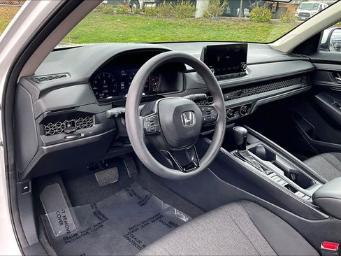 Used 2023 Honda Accord LX image 16