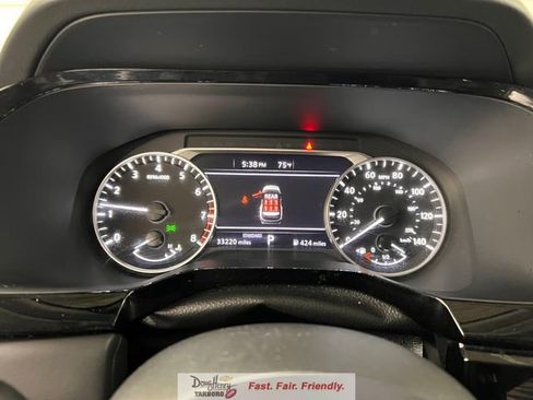 Used 2025 Nissan Pathfinder SV FWD image 55