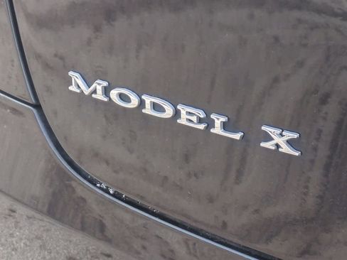 Used 2016 Tesla Model X 90D image 12