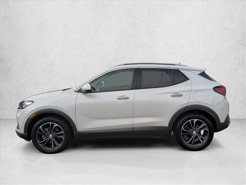 Used 2022 Buick Encore GX Essence w/ Advanced Technology Package FWD image 9