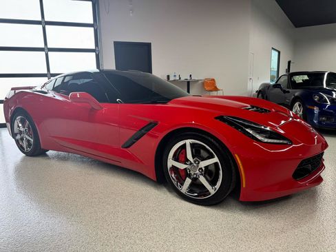 Used 2014 Chevrolet Corvette Stingray Coupe RWD image 18