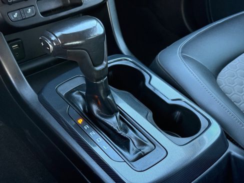 Used 2018 Chevrolet Colorado Z71 image 29