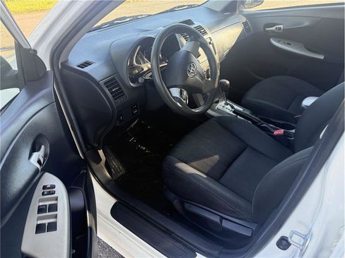 Used 2013 Toyota Corolla S FWD image 11