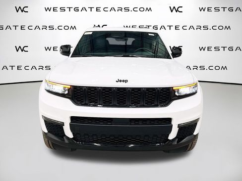 New 2025 Jeep Grand Cherokee L Limited w/ Black Appearance Package image 4