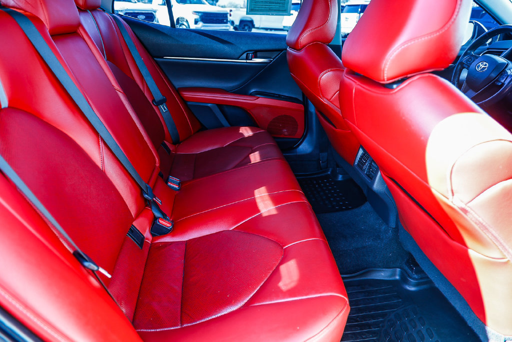 Used 2022 Toyota Camry XSE FWD image 27