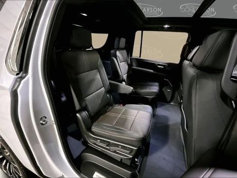 New 2026 Chevrolet Suburban High Country image 13