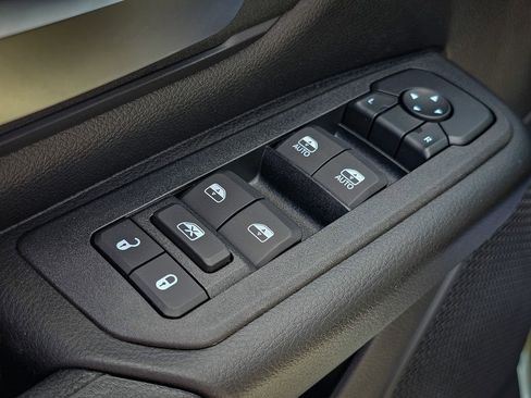 New 2026 RAM 1500 Express AWD/4WD image 11