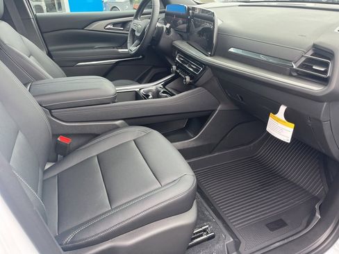 New 2026 Chevrolet Traverse LT w/ Driver Confidence Package image 28