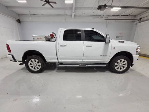 Used 2023 RAM 2500 Laramie AWD/4WD image 7