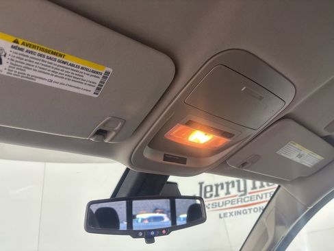 Used 2020 Chevrolet Colorado LT w/ Safety Package image 23