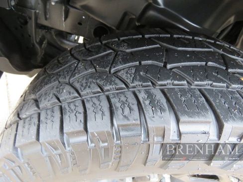 Used 2023 Jeep Wrangler Sport image 11