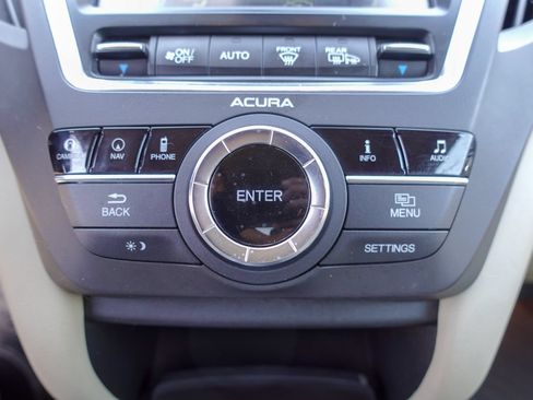 Used 2017 Acura MDX SH-AWD w/ Advance Package image 25