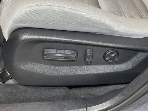 Used 2020 Honda CR-V EX image 23