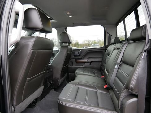Used 2018 GMC Sierra 1500 Denali w/ Denali Ultimate Package AWD/4WD image 16
