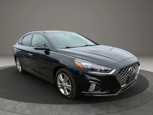 Used 2018 Hyundai Sonata Limited w/ Ultimate Package 07 FWD image 3