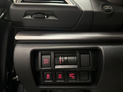 Used 2023 Subaru Crosstrek 2.5i Limited image 39