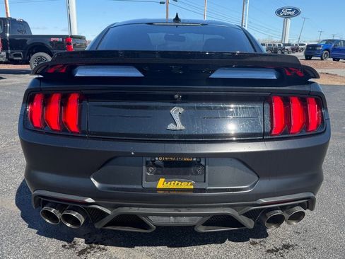 Used 2022 Ford Mustang Shelby GT500 w/ Technology Package RWD image 4