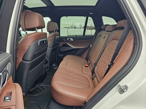 New 2026 BMW X5 xDrive40i w/ Executive Package image 44