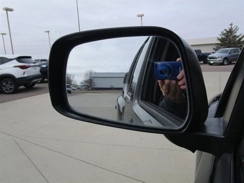 Used 2009 Nissan Xterra S w/ X Gear Pkg image 30