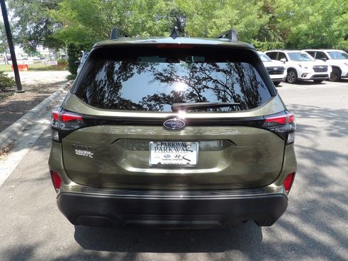 Used 2026 Subaru Forester Premium w/ Base/Premium Package AWD/4WD image 8