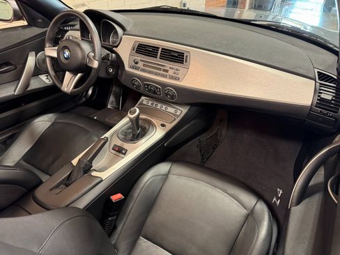 Used 2003 BMW Z4 3.0i image 30