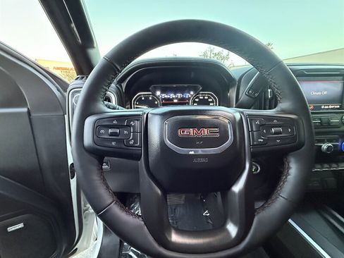 Used 2020 GMC Sierra 2500 AT4 AWD/4WD image 21