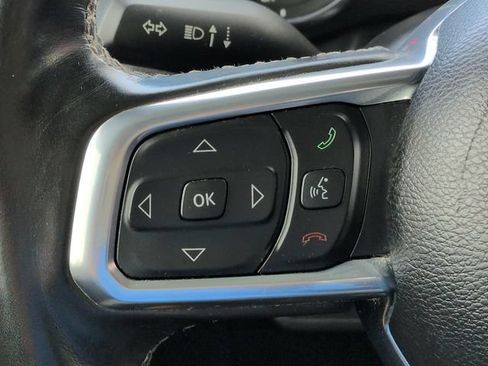 Used 2022 Jeep Wrangler Unlimited Sahara w/ Cold Weather Group AWD/4WD image 26