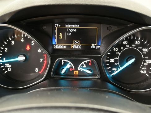 Used 2017 Ford Escape SE w/ Equipment Group 201A FWD image 22