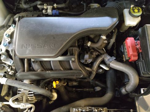 Used 2020 Nissan Rogue Sport S image 30