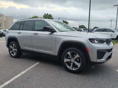 New 2026 Jeep Grand Cherokee Limited w/ Trailer Tow Package