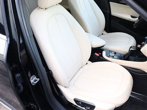 Used 2018 BMW X1 sDrive28i image 12