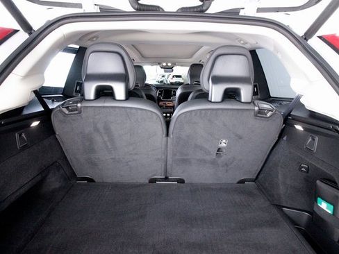 Certified 2025 Volvo XC90 B6 Plus w/ Protection Package Premier image 34