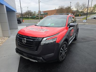 Used 2023 Nissan Pathfinder Platinum