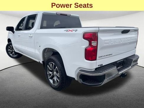 Used 2025 Chevrolet Silverado 1500 LT AWD/4WD image 9