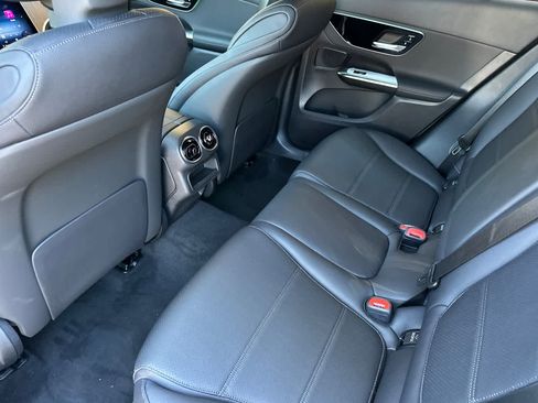 Certified 2025 Mercedes-Benz GLC 300 4MATIC image 11