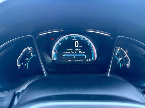 Used 2019 Honda Civic Touring image 32
