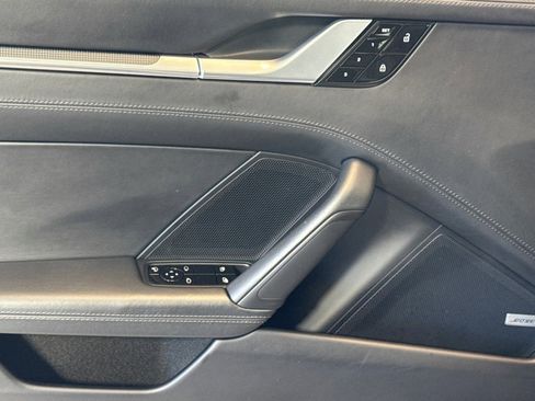 Used 2020 Porsche 911 Carrera 4S image 18